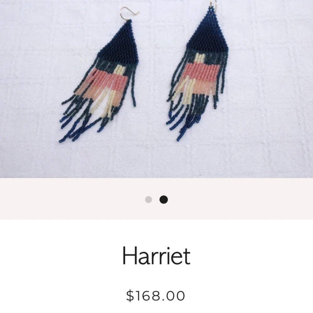 GORGEOUS hand beaded earrings from Bri Bol